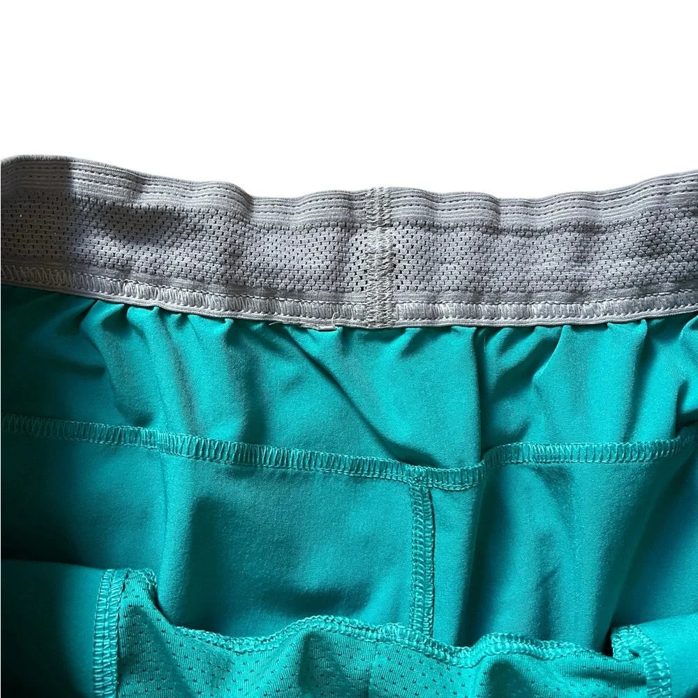Fabletics “The Fundamental” Shorts Adult Men’s Large Green UNLINED Gym EXCELLENT